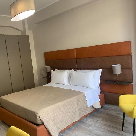 Tripepi Suites Reggio de Calabre Extérieur photo